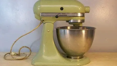 Demo video of vintage KitchenAid K45 mixer, being sold for parts or repair